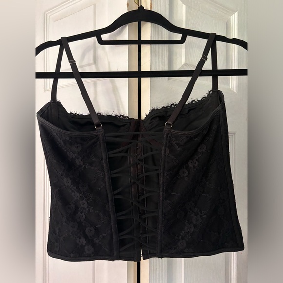 Black floral corset - Picture 3 of 6